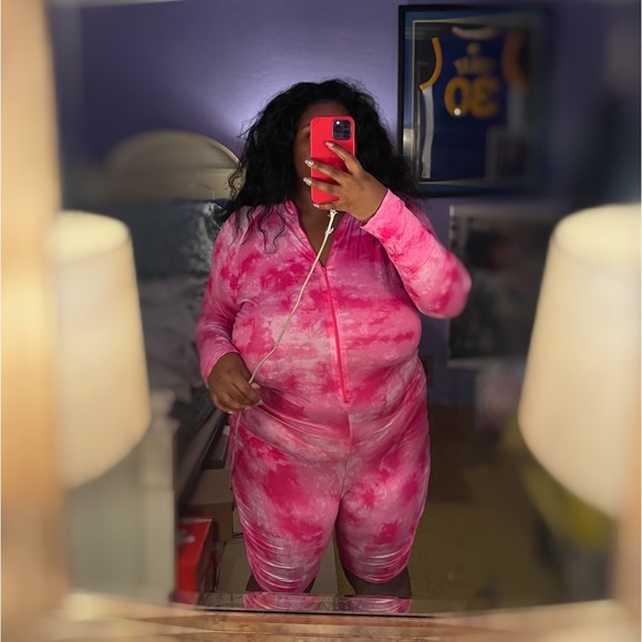 Soft pink romper - Picture 1 of 4